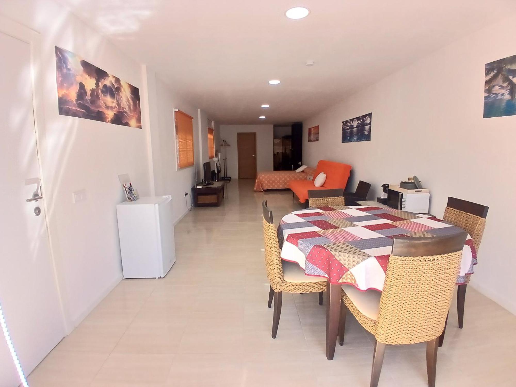 Gran Estudio De 50m2 Cerca Costa Brava Apartment